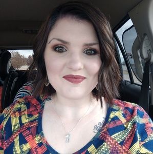 Meet your Posher, Tawni